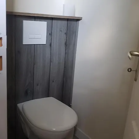 Maisonnette Au Coeur Du Circuit Des 24h Du Mans Διαμέρισμα *