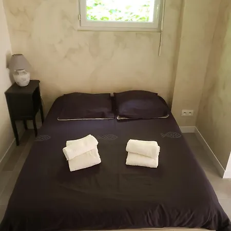 Maisonnette Au Coeur Du Circuit Des 24h Du Mans Mulsanne