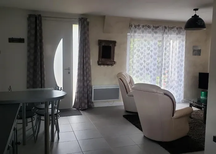 Maisonnette Au Coeur Du Circuit Des 24h Du Mans Apartamento